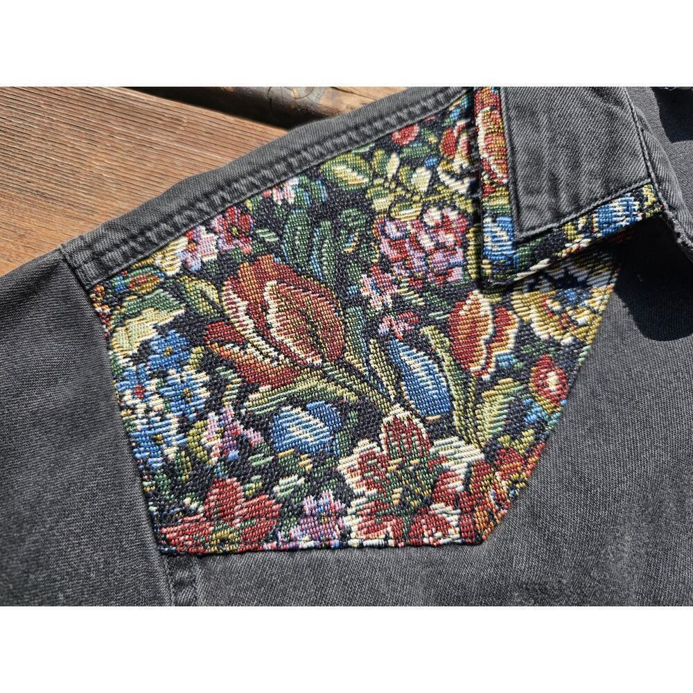 VTG Jordache Black Wash Denim Womens Shirt Med Tapestry Floral Cottagecore 90s - Picture 4 of 8